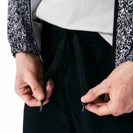 Lacoste-Sport-Tennis-Fleece-Shorts-Black-lukning