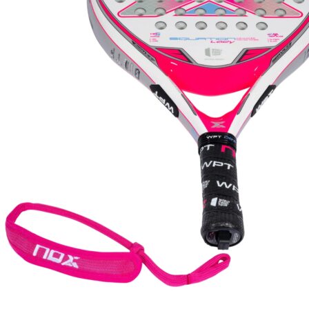 Nox-Equation-Lady-WPT-2023-padelbat-1
