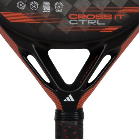 Adidas-Cross-IT-CTRL-3