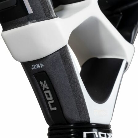 Nox-Quantum-12K-Carbon-2025-Padelracket