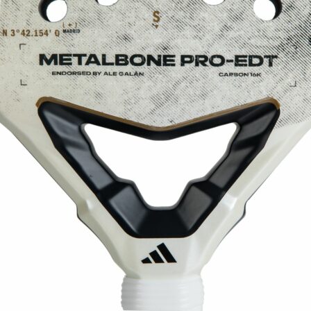 Adidas-Metalbone-Pro-Edition-2025-Padelbat